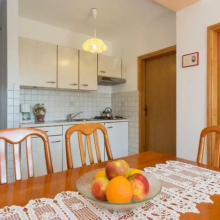 Apartment Bonifacic Punat